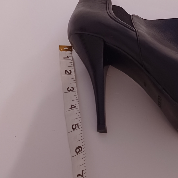 GUESS high stacked heels Size 9 black elastic leather - Picture 6 of 9